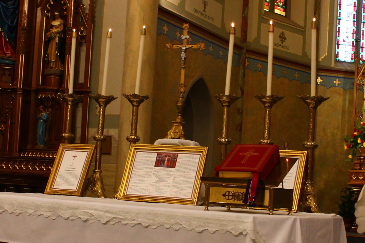 Altar prepared for the Old Mass in Latin in St. Peter Church in Jefferson City in 2019